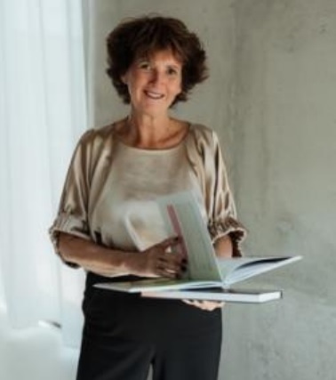 Elisa de Groot InTouch